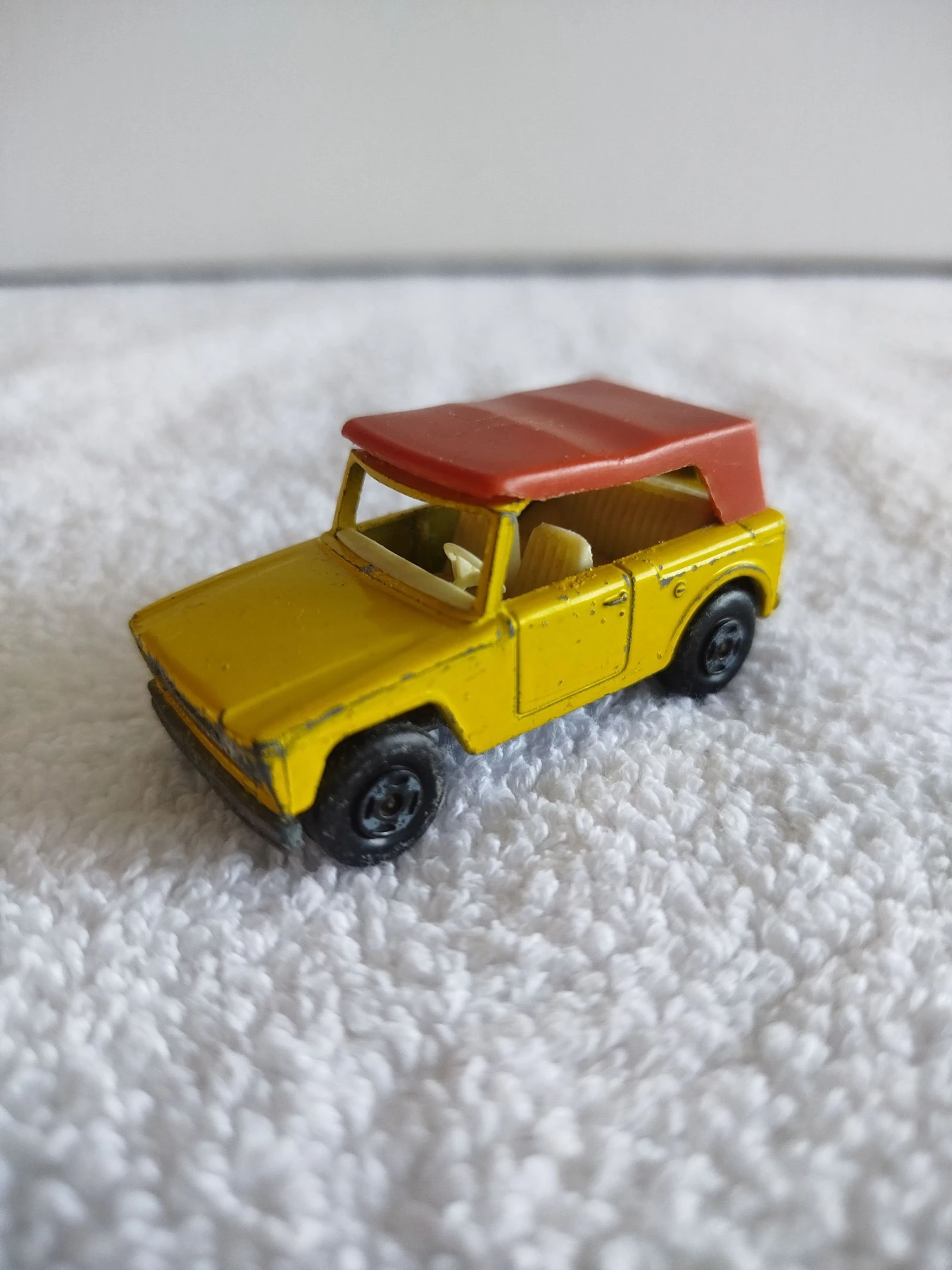 Matchbox Lesney Superfast No 18 Fiel Car 1969